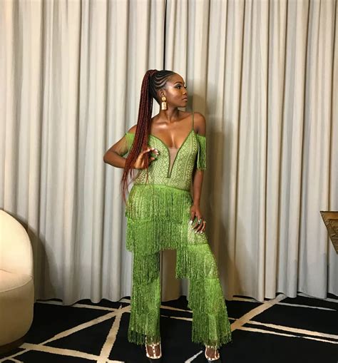 Simi Looking All Gorgeous In Green Photos 36NG