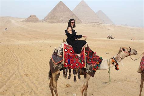 Marsa Alam Viagem De Um Dia Ao Cairo Antigo E às Pirâmides De Gizé De Avião Getyourguide