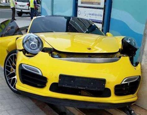 Porsche 911 Turbo S Wrecked In Dubai Gtspirit
