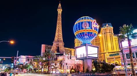 Las Vegas Strips Adds A New Kind Of Entertainment Thestreet
