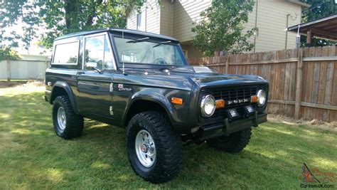 1972 Ford Bronco 4x4 Sport Early Bronco 302 V8 Worldwide No Reserve Auction