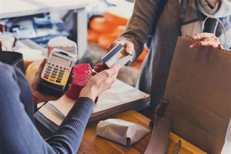 Are Contactless Credit Cards The Future