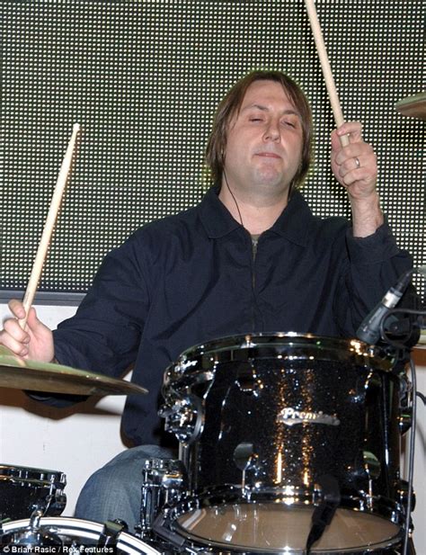 jon brookes the charlatans drummer dies aged 44 after battle with brain cancer daily mail online