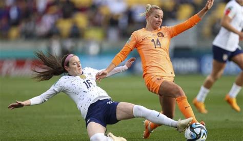 netherlands stands tall against us at women s world cup despite injuries to its forwards the