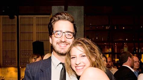 The Middle Alum Eden Sher Engaged To Boyfriend Nick Cron Devico
