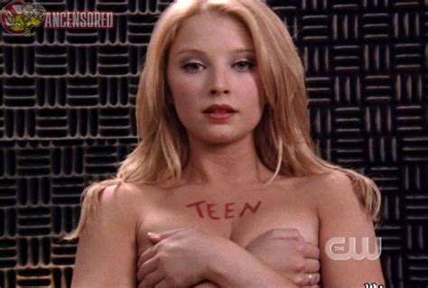 Naked Elisabeth Harnois In One Tree Hill