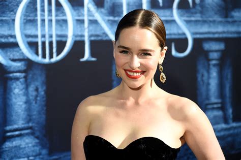 Game Of Thrones Star Emilia Clarke Never Gets Recognized In Public Gq