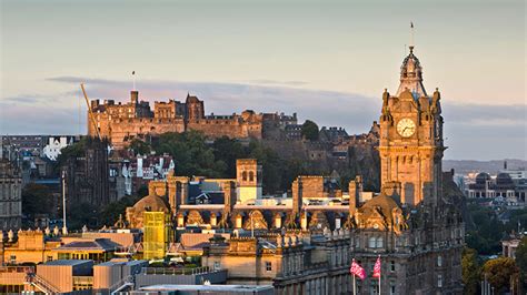 City Guide: Edinburgh, Scotland | Escapism Magazine
