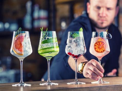 cocktail making masterclass the perfect hen do activity from £30 pp