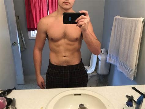 Clean bulking somewhat implies that because you're eating healthy clean foods, you won't gain much fat. 17 5'9 174. Should I continue the cut further or lean bulk ...