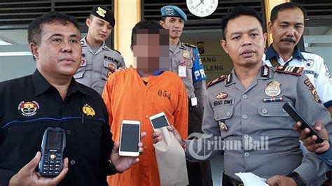 Free alif aziz ditangkap polis singapore kerana bergaduh mp3. Ditangkap Polis Kerana Curi Telefon Untuk Swafoto, Remaja ...
