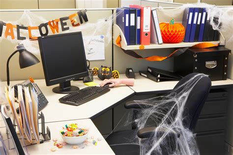 Top 10 Diy Halloween Desk Decorations For A Spooky Office