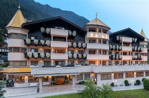 Gardena Grödnerhof Gourmet Hotel And Spa In The Dolomites