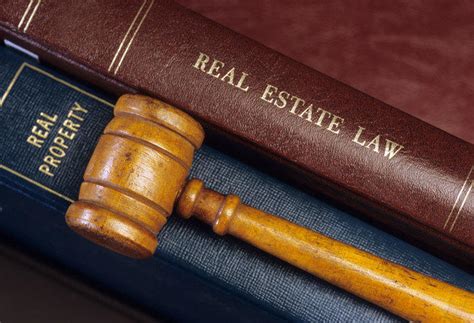 What Is Real Estate Law Becoming A Real Estate Lawyer