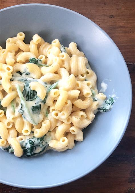 We did not find results for: Meredith Dairy — Recipes / Creamy Greek Yoghurt Mac & Cheese