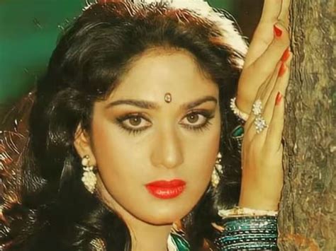 Why Meenakshi Sheshadri Wanted To Leave Bollywood After Her Debut News18