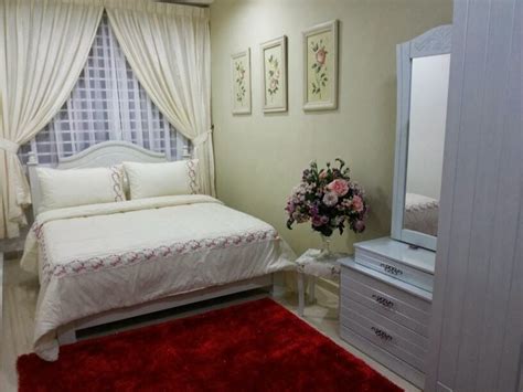 Bilik tidur selalunya merupakan sebuah ruang bagi orang menghabiskan masa lapang buat diri sendiri. Image result for design bilik pengantin | Design, Home ...
