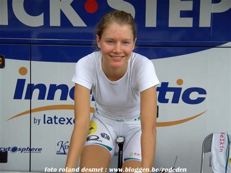 Het pauwels sauzen vastgoedservice cycling team is een initiatief van. wielrennen en andere dingen