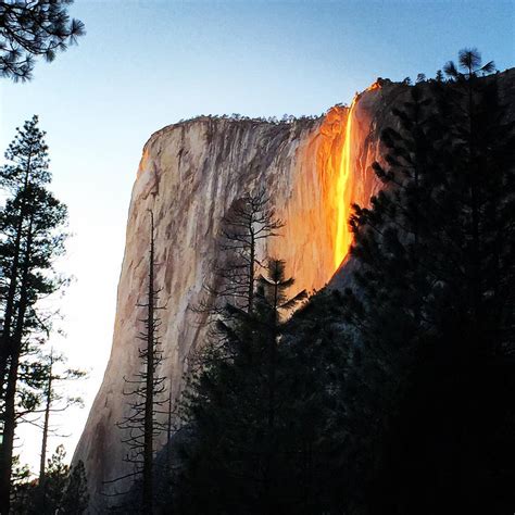 Yosemite Firefall Breathtaking Photographs Capture Horsetail Fall Ablaze