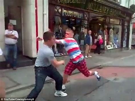 2 irish men in bare knuckle street fight in shocking video daily mail online