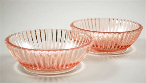 Set Of 2 Hocking Pink Depression Queen Mary Sauce Bowl