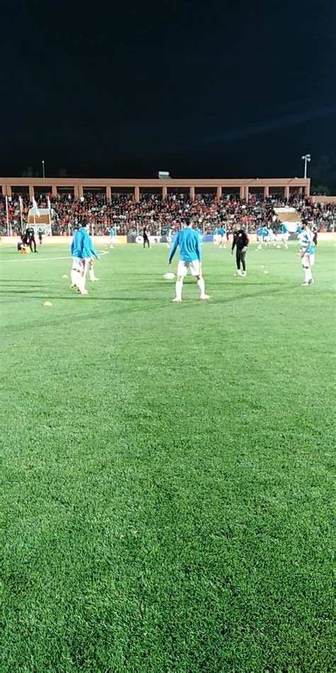 في بداية عام 2004 تم إدماج البطولتين إلى بطولة واحدة جديدة تحت اسم كأس الكونفدرالية الأفريقية. صور.. الزمالك يُجرى الإحماء لمواجهة نهضة بركان فى نهائى ...
