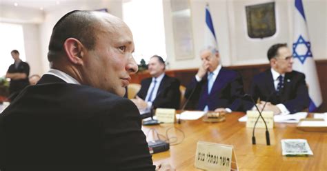 ישראל כץ, משה כחלון, יולי אדלשטיין, גדעון סער, מירי רגב, גלעד ארדן, ניר ברקת, יואב גלנט, גילה גמליאל, יריב לוין. נתניהו לש וקיפל את נפתלי בנט ואיילת שקד בנאום הפתאים | מעריב