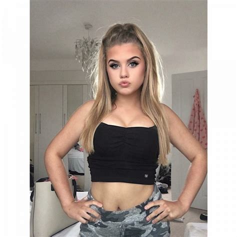 Cumtribute This Blonde Slut For Her Snapchat Found It On
