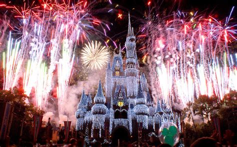 New Years Eve At Disney World Parties At Epcot Magic Kingdom
