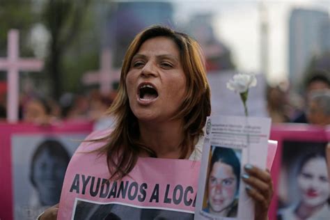 25 fotos de la vida y muerte de las mujeres en la frontera explÍcitas huffpost voices