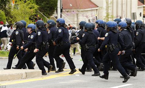 Baltimore Police And Freddie Gray Rioters Turn City Into Absolute War