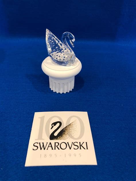 Swarovski Crystal Swan 100th Anniversary Limited Edition With Stand Mib