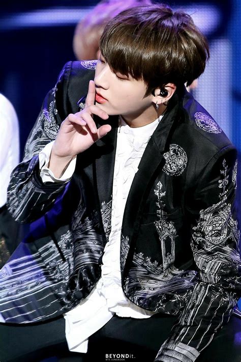 Top 10 Sexiest Outfits Of Btss Jungkook