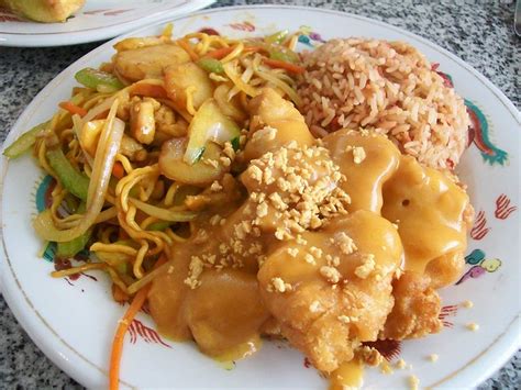 If you love aromatic food. Almond Chicken - a photo on Flickriver