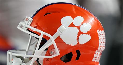 Former Clemson, Florida OL Kaleb Boateng Dies at Age 21 | News, Scores