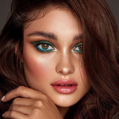 8 Beautiful Eyeshadows For Dark Brown Eyes Makeup Tips For