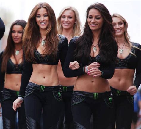 Sexy Race Girls Are The Best Part Of Motorsports Pics Izispicy