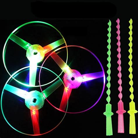 1 Pc Luminous Dragonfly Flash Ufo Plastic Kids Toy Amazing Glowing