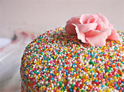 Lick The Spoon: Hundreds and Thousands Freckle Cake
