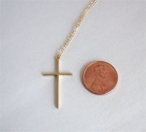 Simple Skinny Gold Cross Necklace 14k Gold Fill Chain Etsy