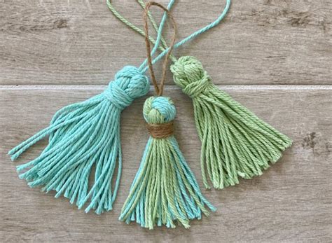 How To Make A Tassel My French Twist