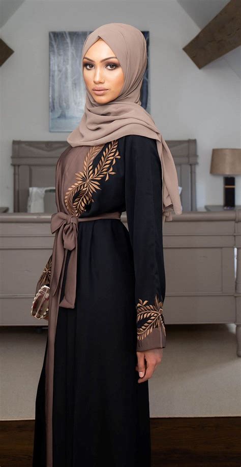 Buy Our Stunning Black Closed Abaya With Pretty Gold Pearllace