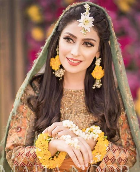 10 most gorgeous photo shoots of ayeza khan reviewit pk bridal mehndi dresses bridal dresses