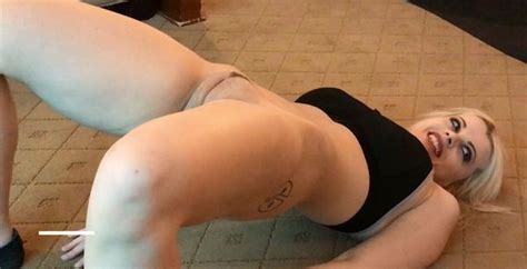 Yoga Mom Nude Porn Sex Photos
