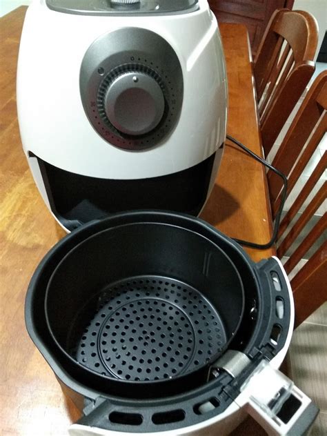 Permulaan, cuci bakul air fryer terlebih dahulu. Review Air Fryer MORGAN - Cerita Huda by Huda Halid