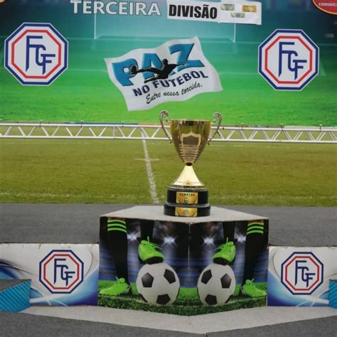 No primeiro semestre foi semifinalista do goianão e depois conseguiu o acesso e o título com boas atuações. 10 equipes demonstraram interesse em disputar o Campeonato ...