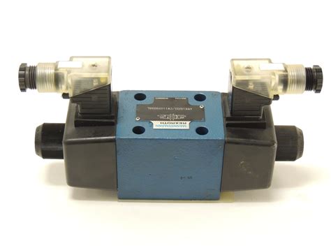 New Rexroth Directional Valve 4we10j33cw110n9z55l 4 Main Ports Size 10