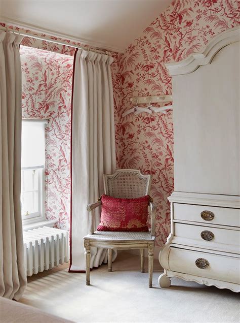 { so pretty } found via tumblr (sorry i don't have the direct link). Reds in Scotland - Interiors By Color | Home, Wallpaper ...