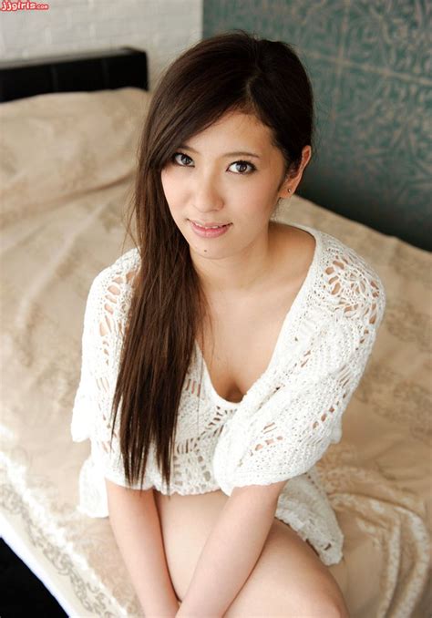 JAV Beauty Yui Kasuga スリーサイズ 女優 スポーティー