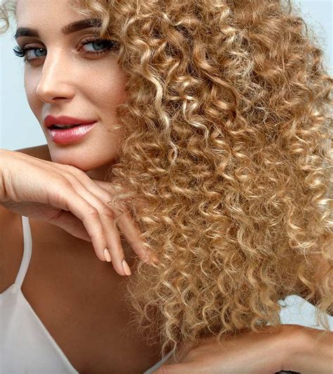 20 Surreal Curly Blonde Hairstyles Tips To Maintain The Curls Health And Fitness Articles